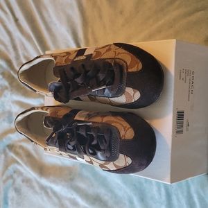 Coach tennis shoes